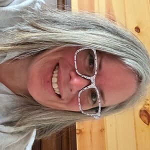 Meet your Posher, Cori